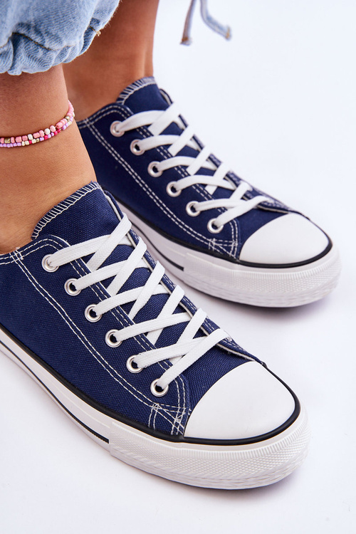 Classic Low Women's Sneakers navy blue Vegas