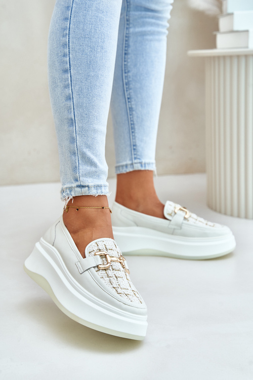 Mokasyny Skóra Naturalna Platforma Złota Ozdoba Jasnobeżowe 89105 Vinceza