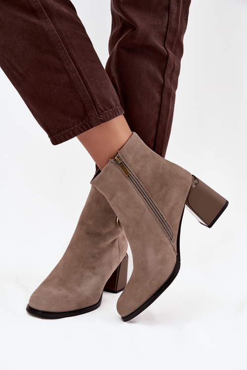 Suede Block Heel Boots Lined With Decorative Detail Artiker 57C0014 Beige