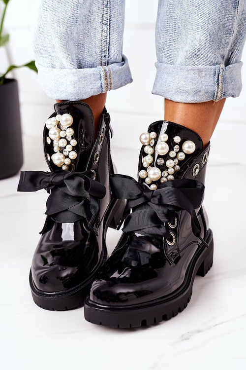 Insulated Boots With Pearls Patent Black Perla
