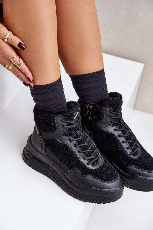 Damskie Sneakersy Z Futerkiem Typu Baranek Na Platformie Czarne Lee Cooper LCJ-24-47-3145