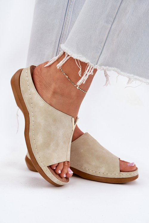 Comfortable women's wedge sandals golden Claribelle