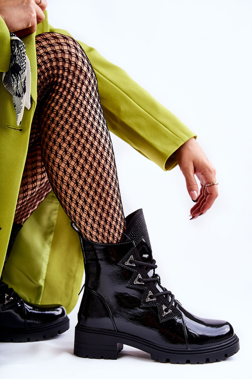 Lacquered Warm Boots With Jet Black Gwen