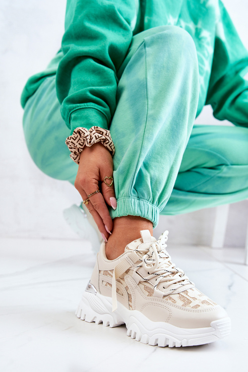 Sneakers On A Massive Sole Beige Your Style