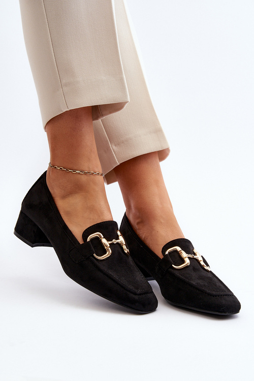 Low-heeled pumps with ornament black Dolvira