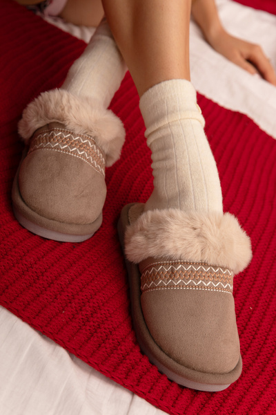 Damskie Kapcie Z Haftem I Futerkiem Khaki Devianne