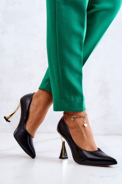 Fashionable Leather Pumps Lewski Shoes 3083 Black and Gold