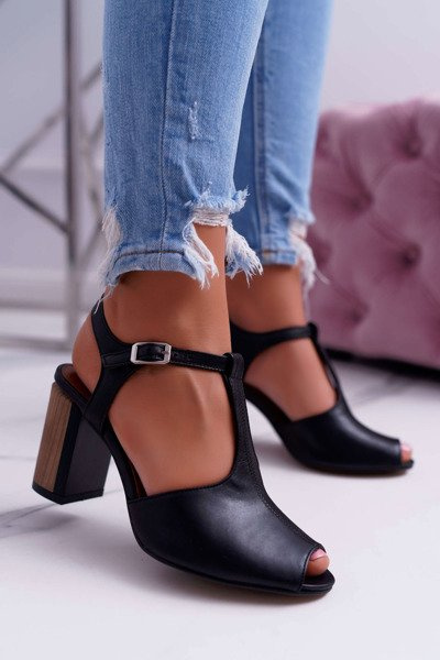 Leather Women's Sandals Maciejka Black 04117