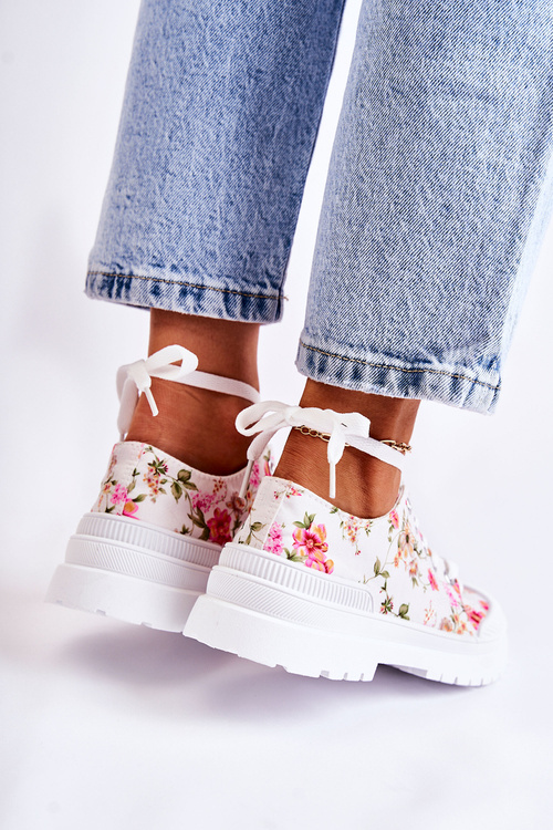 Low Sneakers Tied With Flowers White Amissa