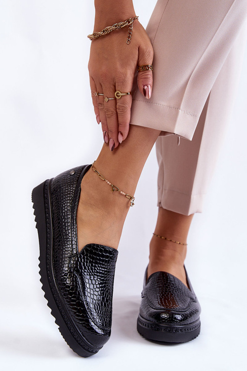 Lacquered Loafers Crocodile Pattern On Platform Black Diane