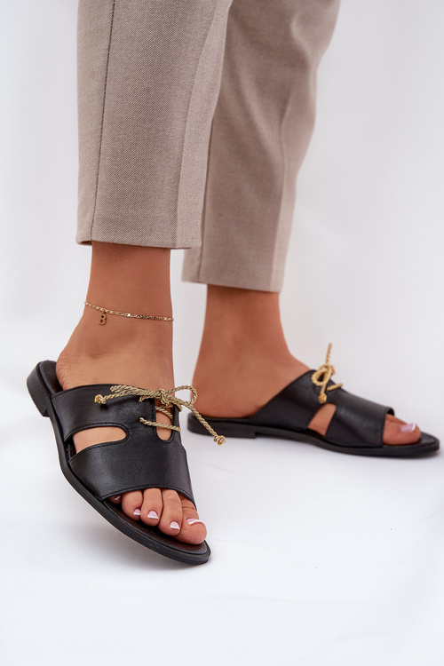 Ladies leather sandals on flat heel Zazoo 3022 black