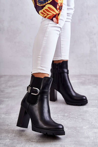 leather boots on a post with a decorative belt Black Maresol