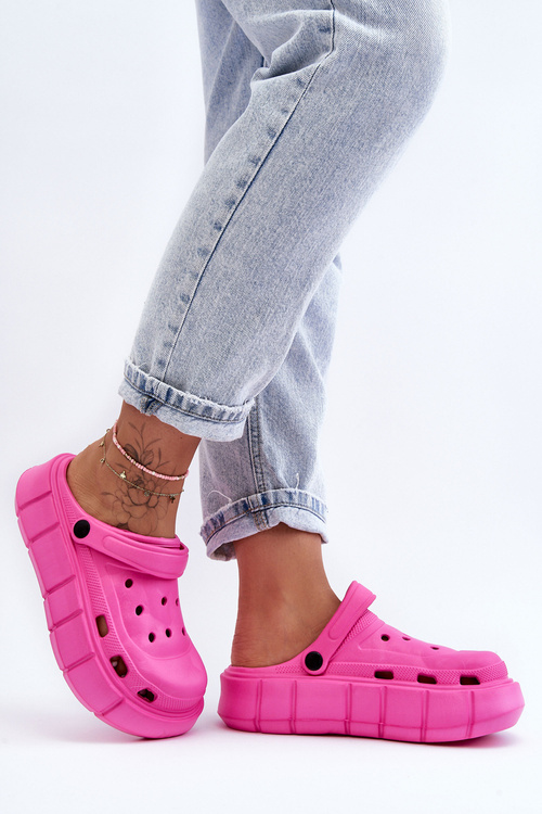 Women's Foam Platform Crocs Fuchsia Beckett