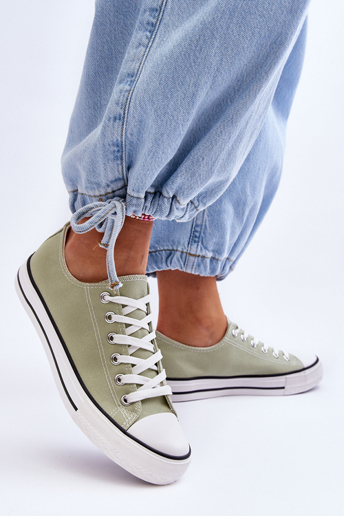 Classic Low Women's Sneakers Light green Vegas