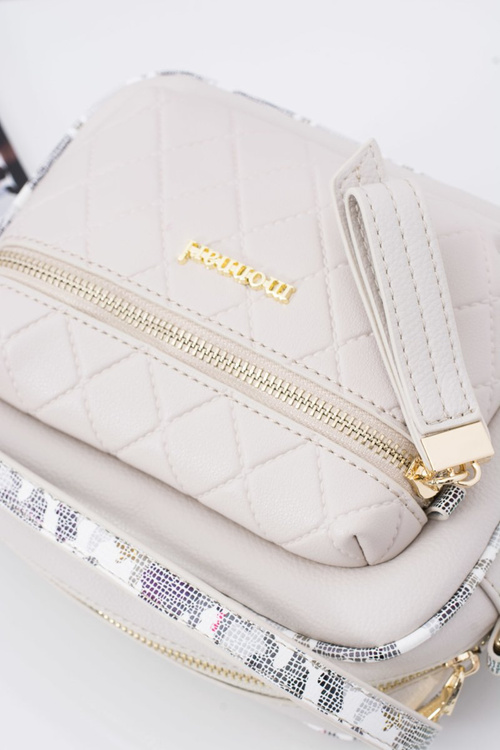 Ladies Quilted Handbag Beige Postbag