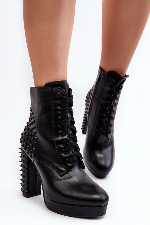 Botki Na Słupku Damskie Z Ćwiekami Czarne Alemilla 15633