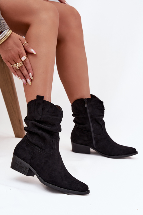 Women's ankle boots with low heel with ruffle black Adena
