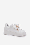 Women's Sneakers With Bow And Brooch With Bear White Leathria