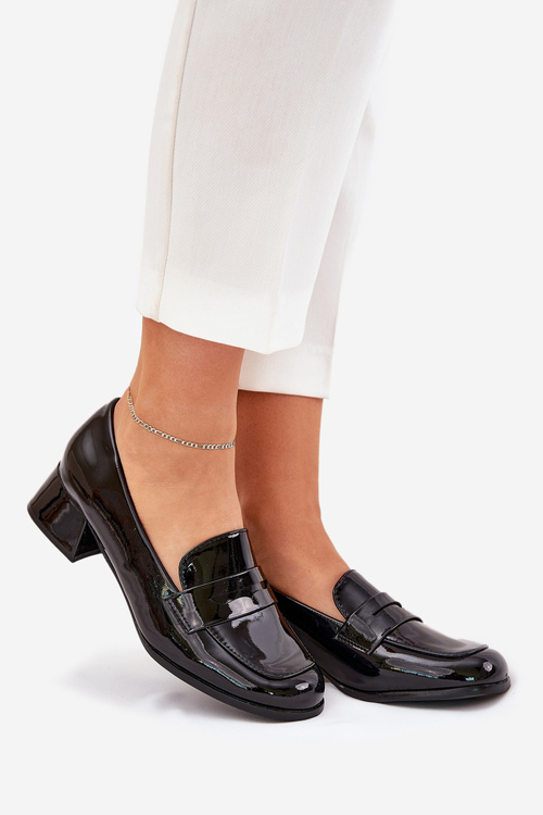 Lacquered Low Heel Pumps Black Selenith