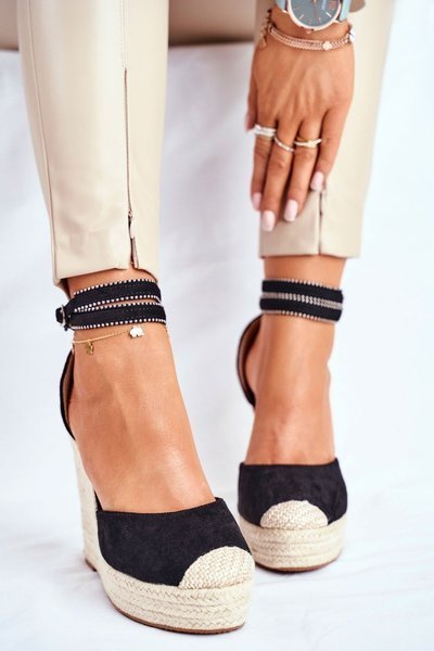 Women's Lace-up Sandals Black Canterola