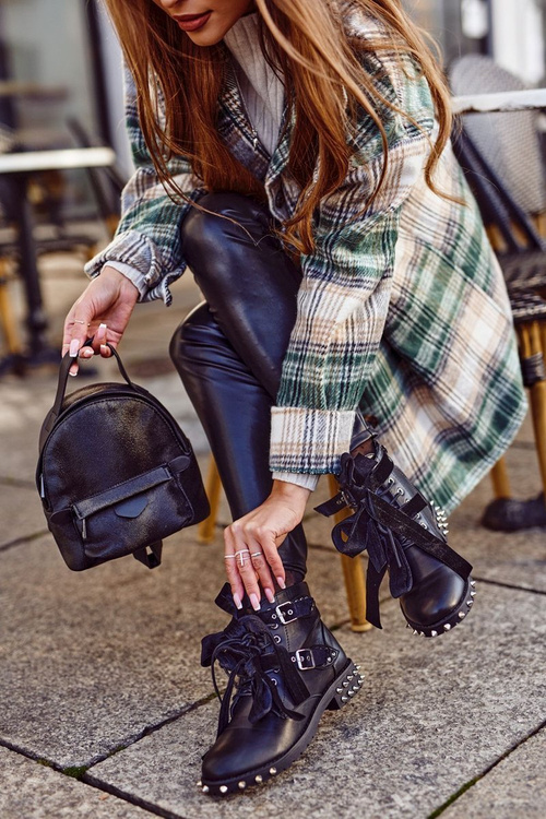 Women's Boots Rivets Spikes Black Magnet