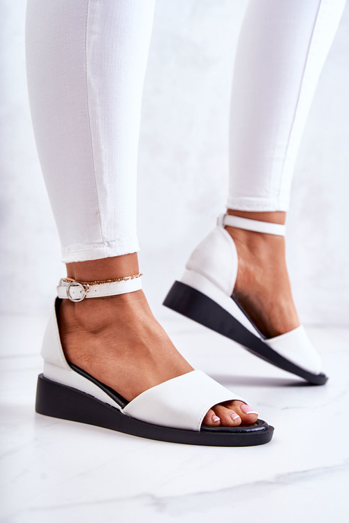 Classy Women's Sandals With Buckle Deserve White