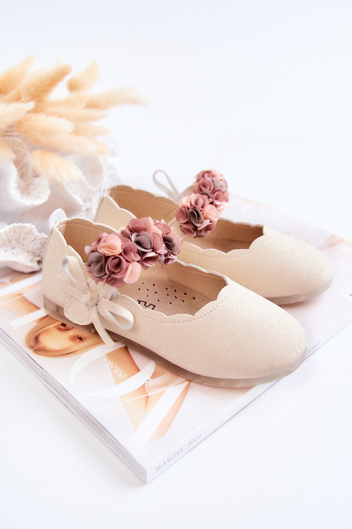 Children's Ballerinas With Velcro Flowers Light Beige Caitlin
