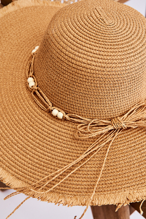 Women's Fashionable Hat With Decorative Bow Beige