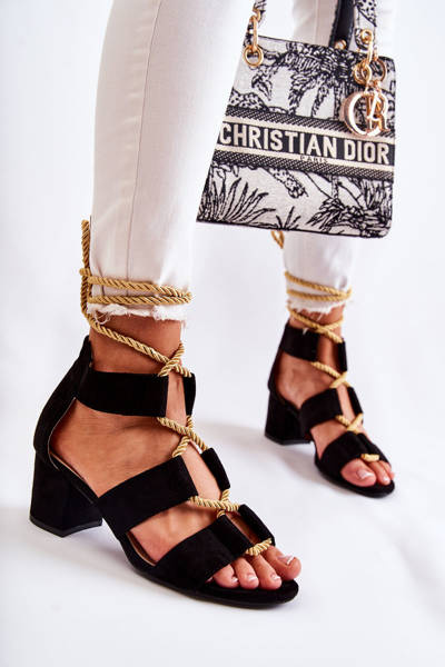 Low-heeled Sandals Black Erisa
