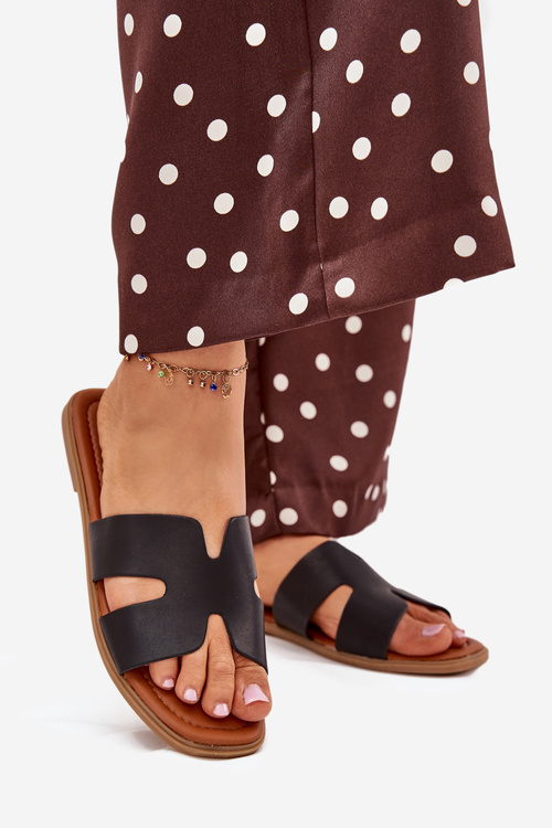 Women's Flat Sandals With Cutouts Black Salyra
