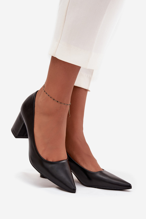 Heeled Shoes On Stiletto Heel With Pointed Toes Black Ryvessa