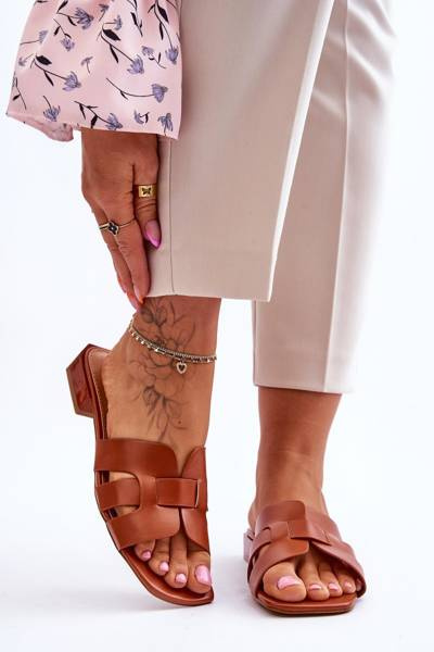 Klapki Klasyczne Skóra Damskie Camel Fendy