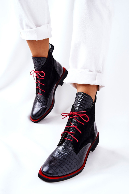 Leather Boots With A Aligator Pattern Navy Black Laorelia