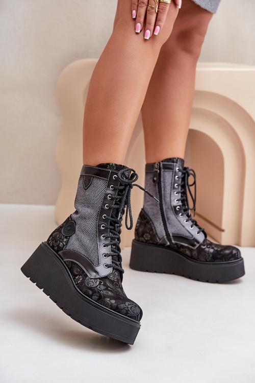 Leather Ankle Boots On Platform And Wedge With Patterned Upper Maciejka 06720-01 Black