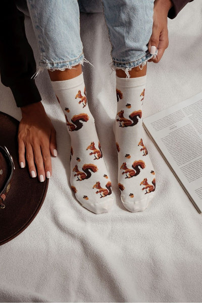 Bawełniane Skarpetki Damskie Wiewiórki Orzechy Ecru