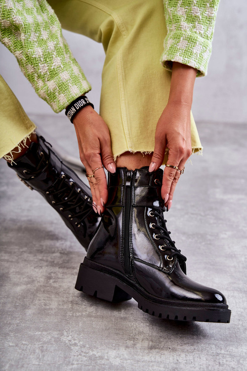 Lacquered Women's Warm Boots With Decoration Black Hayes