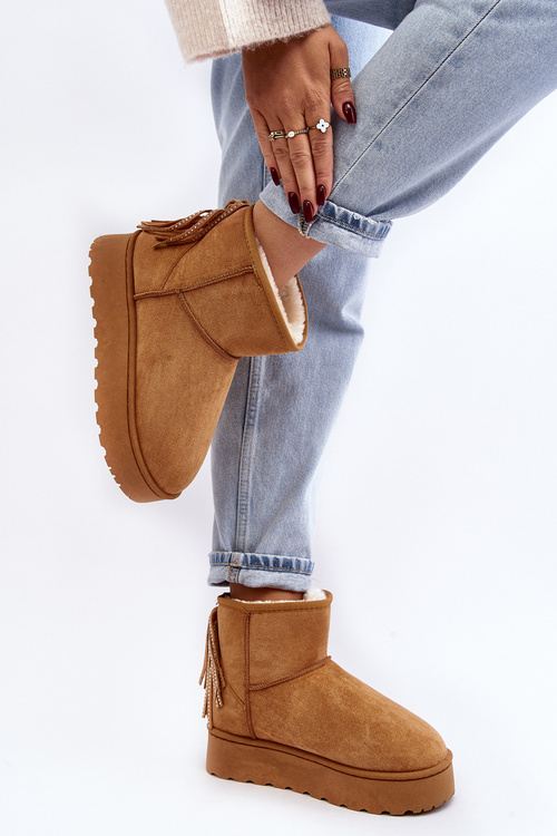 Women's snow boots on a chunky platform with tassels Camel Lirico