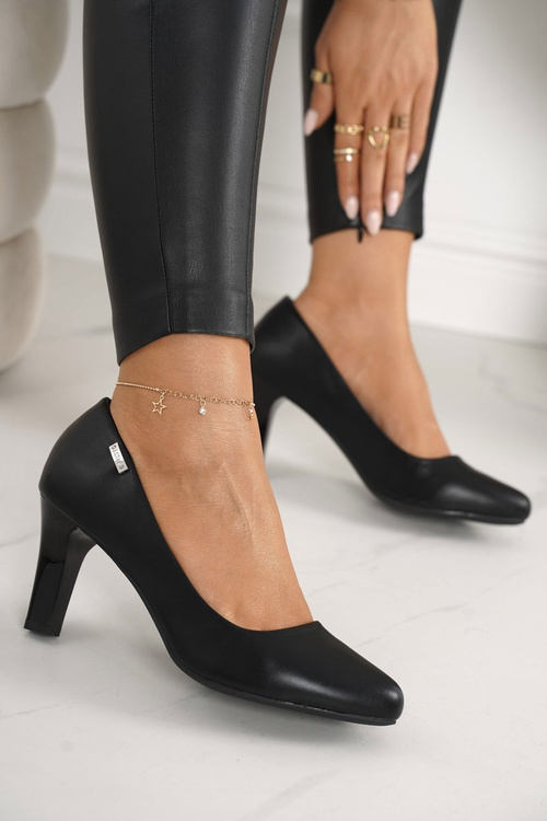 Classic Women's Pumps On A Block Heel Black Eleanor