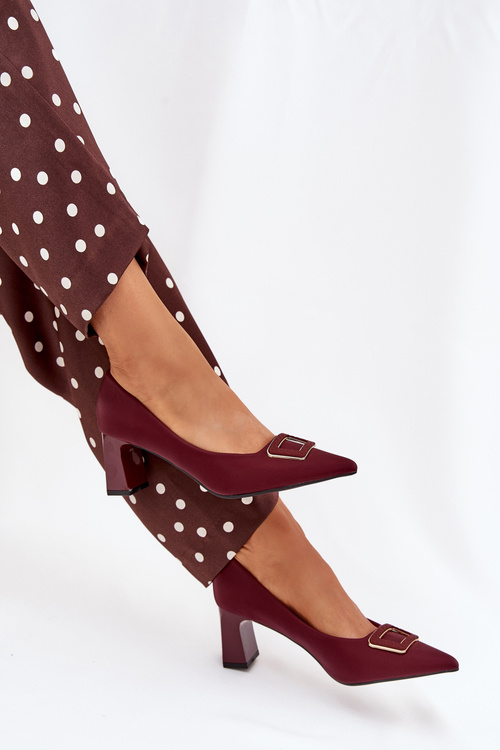 Heels With Decorative Buckle Burgundy Seriva