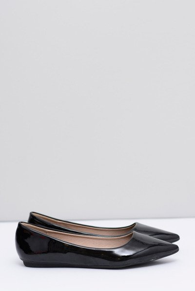 Lacquered Black Elonde Pointed Ballerinas