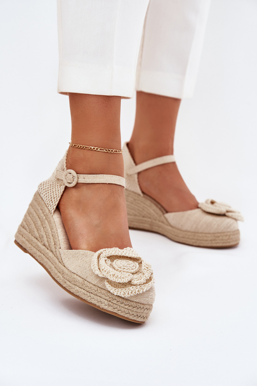 Women's Wedge Sandals With Braiding And Crocheted Flower Beige Ismilea
