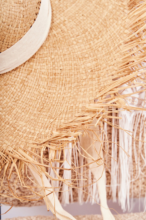 Women's Hat With A Black Strip Beige Talia