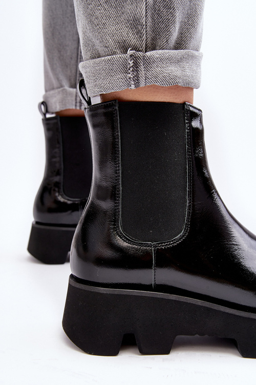 Women's leather ankle boots with chunky sole Laura Messi 2571 black