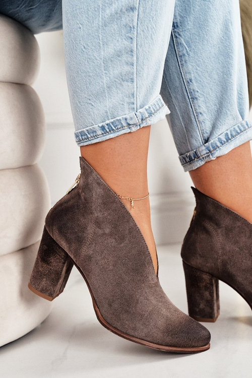 Suede Boots On A Post With A Cut Out Exquisite 1231 Cappuccino