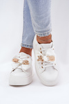 Women's Sneakers With Bow And Brooch With Bear White Leathria