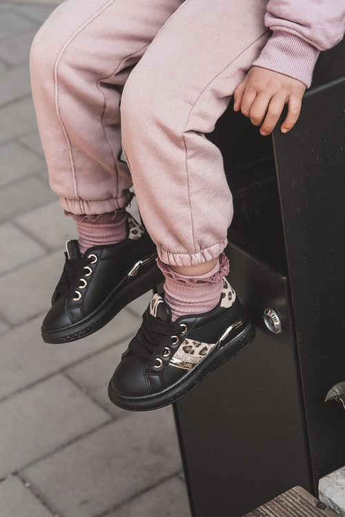 Leather Sport Shoes Leopard Black Trixie