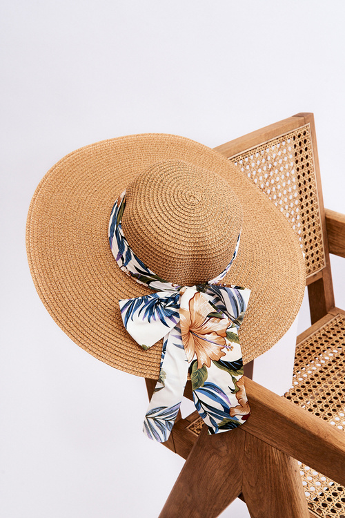 Elegant Women's Hat With Material Bow Beige