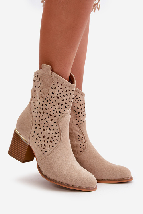 Botki Z Eko Zamszu Zapinane Na Zamek Ażurowe Na Słupku Beżowe Sevana