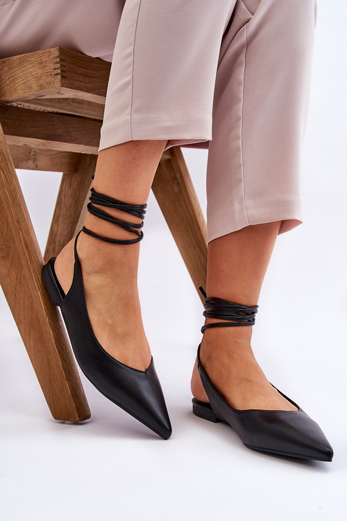 Baleriny Damskie Wiązane Szpic Czarne Turriso 2530-2