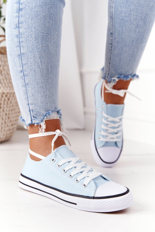 Women's Classic Sneakers Light Blue Omerta